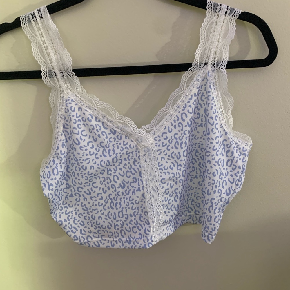 Light blue/white and lace tank top from Rowme.